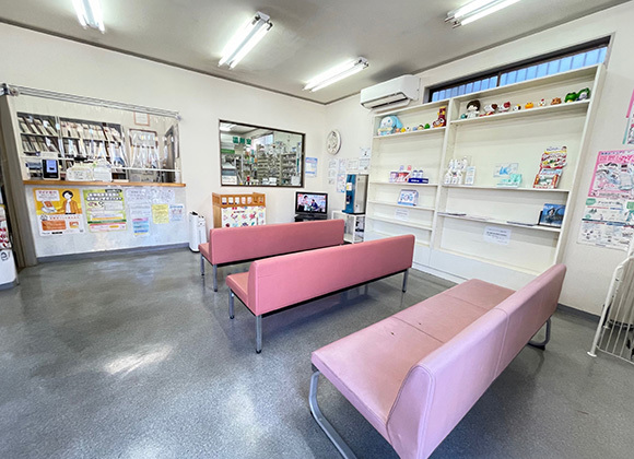 ひまわり薬局松伏店　待合室